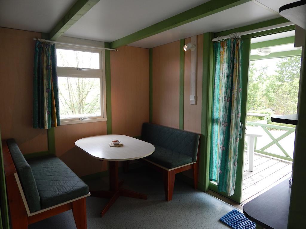 Camping Du Moulin Hotel Meyrieu-les-Etangs ห้อง รูปภาพ