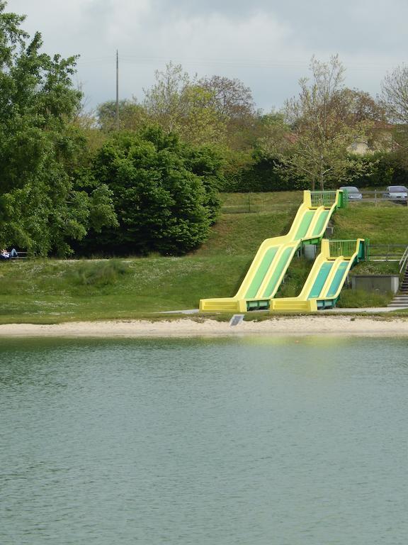 Camping Du Moulin Hotel Meyrieu-les-Etangs ภายนอก รูปภาพ