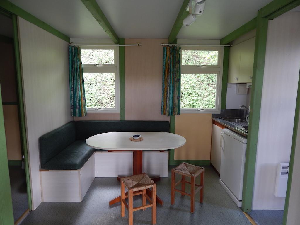 Camping Du Moulin Hotel Meyrieu-les-Etangs ห้อง รูปภาพ